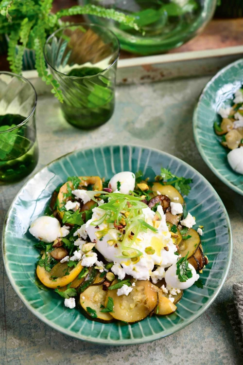 Warme courgettesalade met 3 kazen (keto)