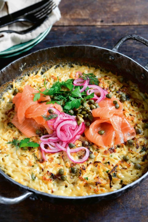 Galette van knolselderij met gerookte zalm en kappertjes