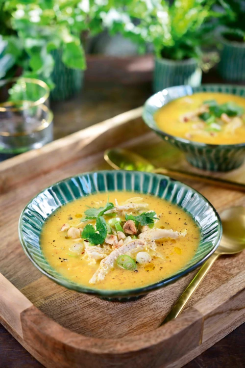 Wortelsoep met pulled chicken