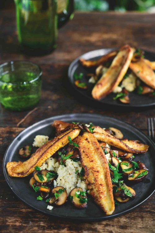 Tongfilets met bloemkoolpuree en champignons (keto)